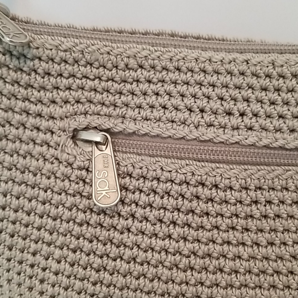 The Sak tan woven shoulder bag - Picture 4 of 9